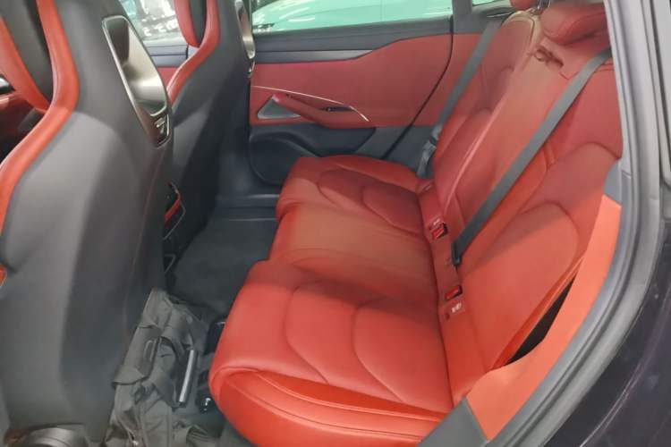 Used Xiaomi Auto SU7 2024 Rear-Drive Long-Range Intelligent Driving Version