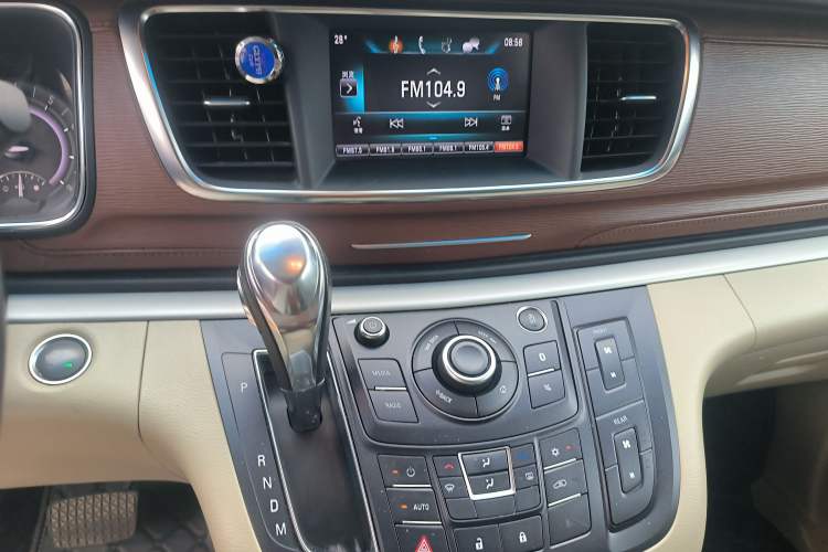 Used Buick GL8 2017 25S Luxury Version China V Standard