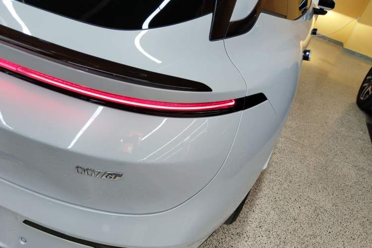 Used Zeekr 007GT 2025 Long-Range Rear-Wheel Drive Intelligent Driving Version 100 kWh
