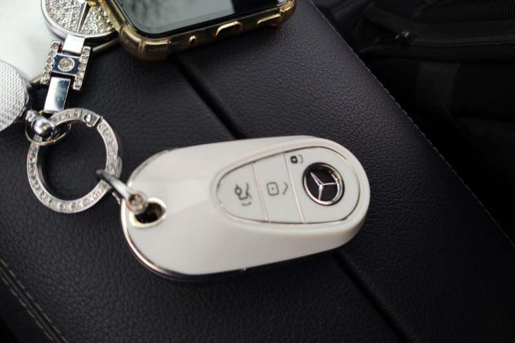 Used Mercedes-Benz C-Class 2022 C 200 L Sport Edition Vehicle Key