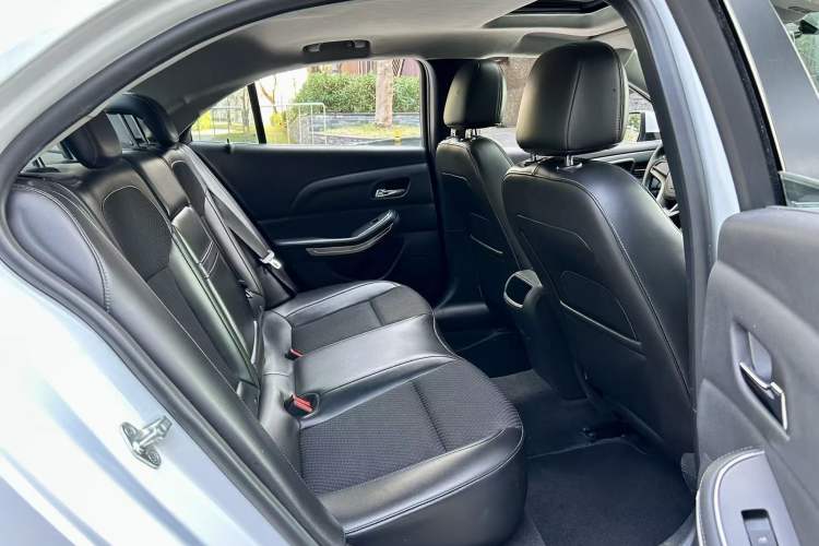 Used Chevrolet Malibu 2014 1.6T Automatic Comfort Edition Left Rear Seat