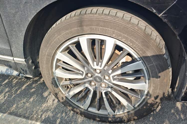 Used Ford Edge 2021 PLUS EcoBoost 245 Two-Wheel-Drive Titanium 7-Seater