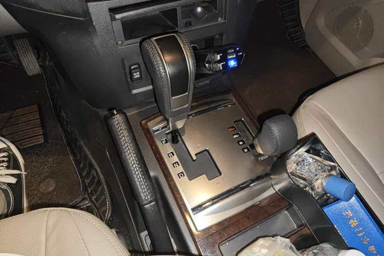 Used Mitsubishi Pajero 2018 V97 3.8L 5-Door GLS Sunroof Dual Differential – Middle East
