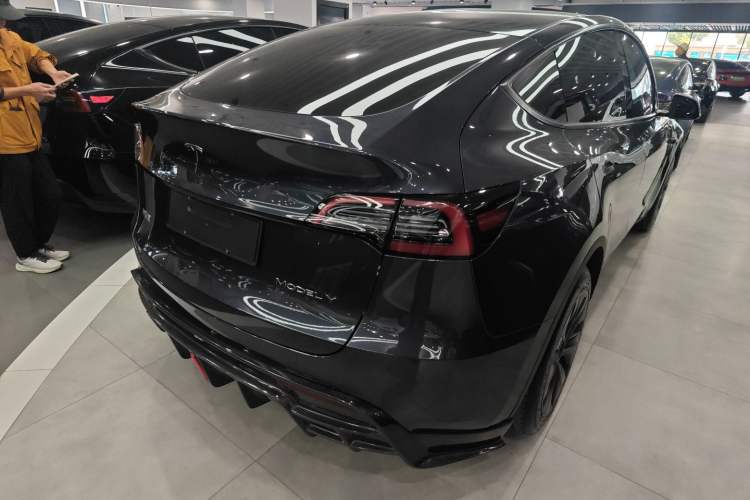 Used Tesla Model Y 2024 Rear-Wheel-Drive Version
