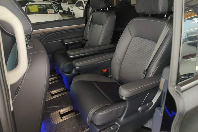 Used GAC Trumpchi M8 2024 Lingxiu Series 390T Luxury Edition