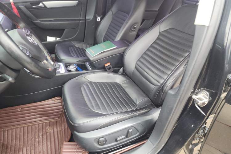 Used Volkswagen Magotan 2016 1.8TSI Smart Comfort Model Left Front Seat