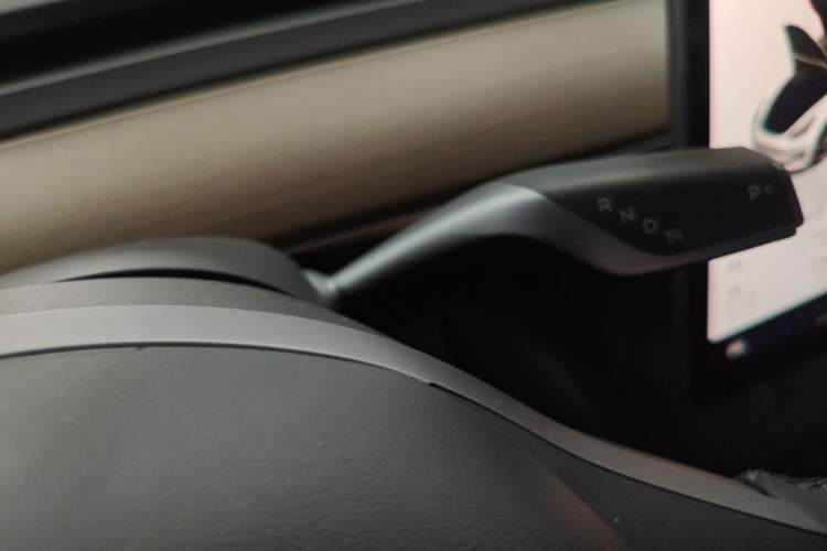 Used Tesla Model 3 2022 Performance High-Performance All-Wheel-Drive Version Gear Lever