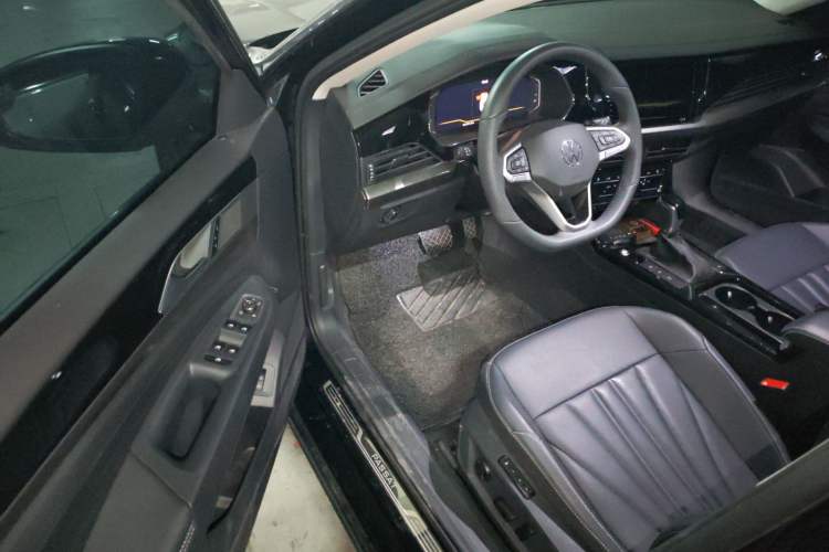 Used Volkswagen Passat 2025 Outstanding Model 380TSI Starry Dragon Edition Driver Seat
