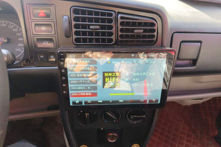 Used Volkswagen Jetta 2010 1.6L Partner Audio And AC Panel