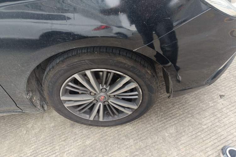 Used Roewe i5 2019 1.5L Manual 4G Connectable Langhao Edition