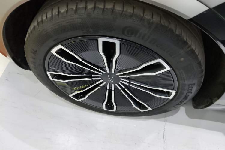 Used Avatr 07 2024 Max Extended-Range Edition Exterior 4