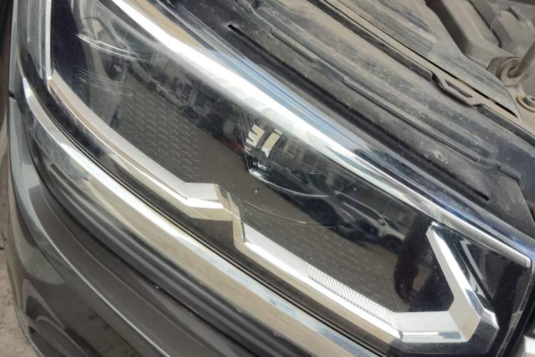 Used Volkswagen Tharu 2019 330TSI Four-Wheel Drive Luxury Edition China VI Standard