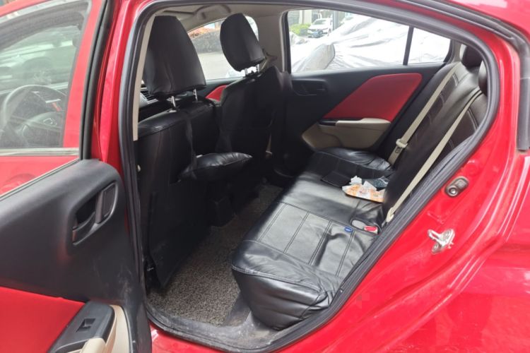 Used Honda City 2015 1.5L manual Comfort version