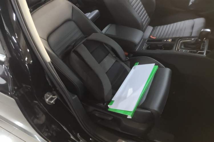 Used Volkswagen Magotan 2025 Zhongxiang Version 280TSI DSG Comfort Edition
