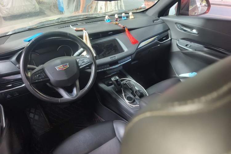 Used Cadillac XT4 2018 28T Two-Wheel Drive Tech Version