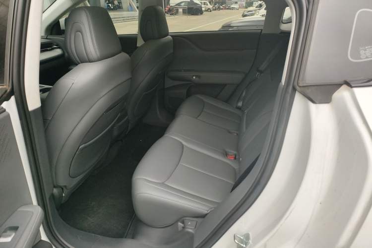Used XPeng G6 2025 625 Long-Range Max Flagship Edition Left Rear Seat