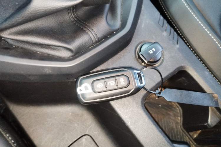 Used JMC DaDao 2024 All-Purpose 2.3T Diesel Manual Two-Wheel Drive Standard-Wheelbase Comfort Edition