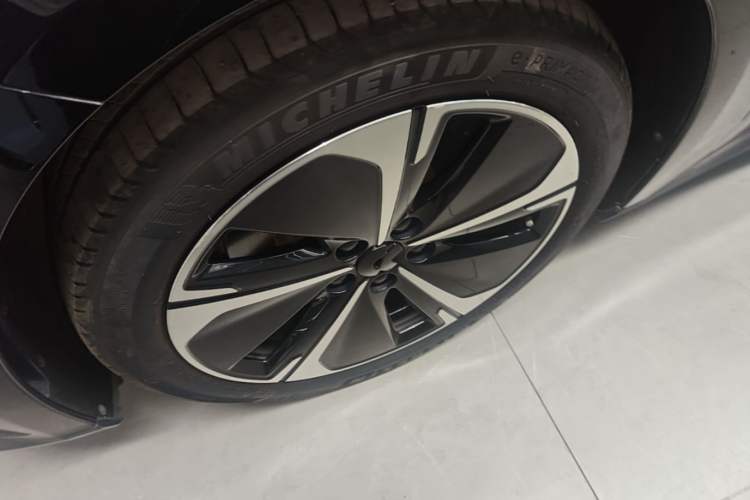Used Nio ET5T 2024 75kWh Touring