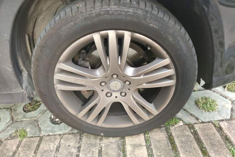 Used Mercedes-Benz GLK-Class 2015 GLK 260 4MATIC Dynamic Edition Ultimate Version Right Front Wheel Hub