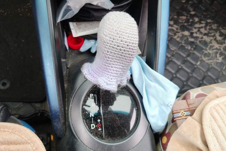 Used Hyundai Veloster 2015 1.6T Automatic Luxury Edition Gear Lever