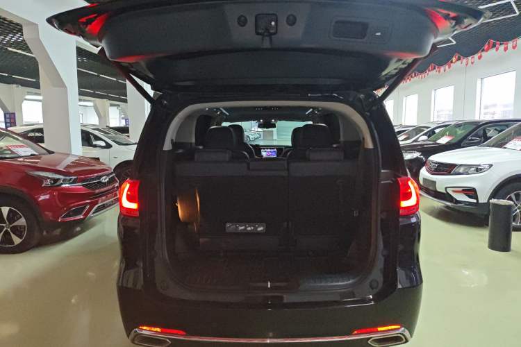 Used GAC Trumpchi M8 2018 320T Luxury Edition Trunk