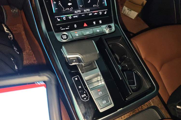 Used Audi Q7 2023 45 TFSI quattro S line Sport model