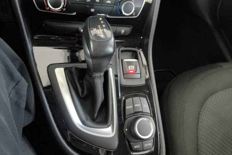 Used BMW 2 Series Active Tourer 2016 218i Fashion Model Gear Lever