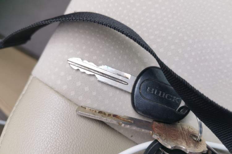 Used Buick Excelle 2015 1.5L Manual Classic Trim
