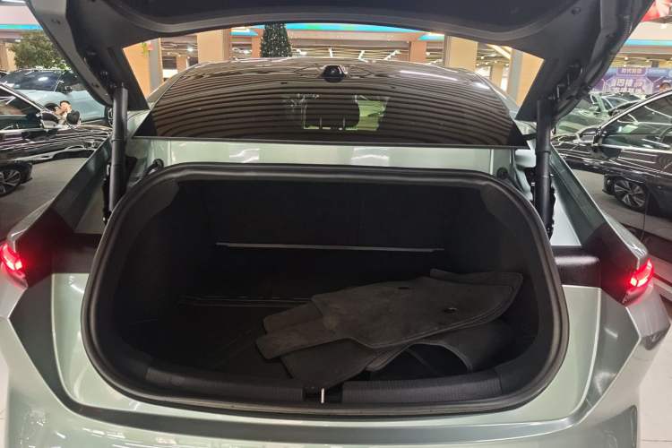 Used Nio ET5 2022 75 kWh