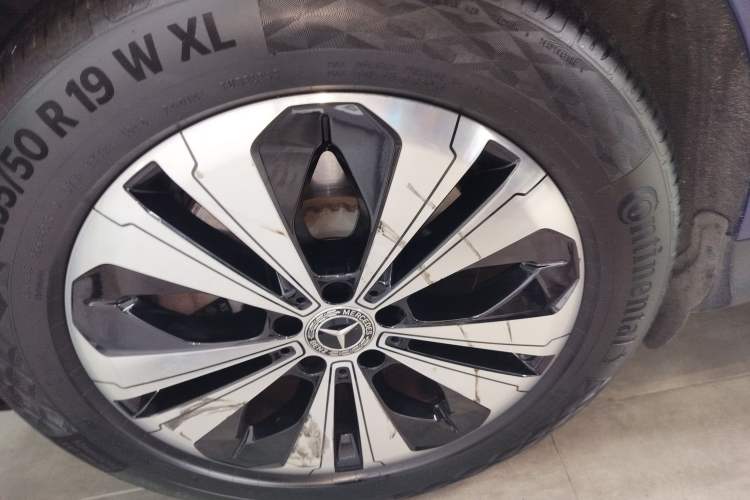 Used Mercedes-Benz EQC 2021 EQC 350 4MATIC Right Rear Wheel Hub