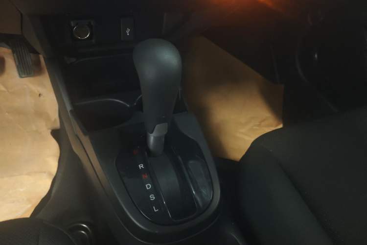 Used Honda Fit 2018 1.5L CVT Comfort Sunroof Version