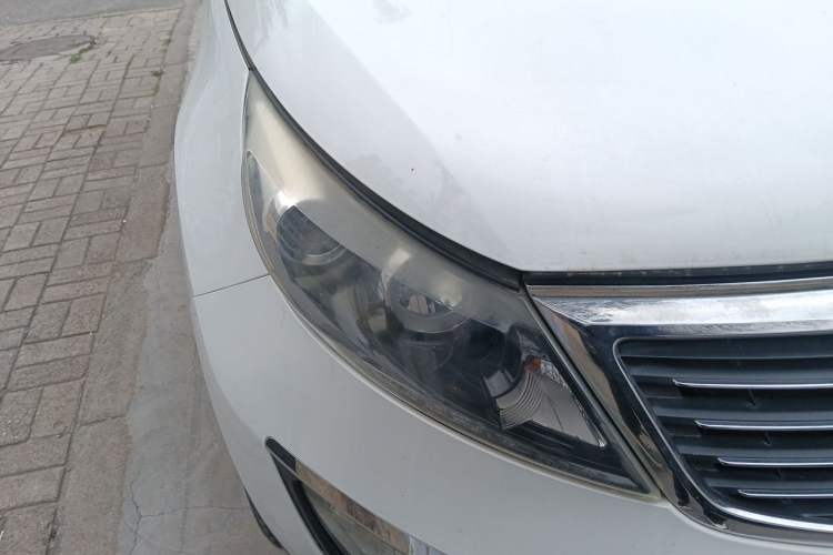 Used Kia Sportage R 2014 2.0L Automatic Two-Wheel Drive DLX Right Front Headlight