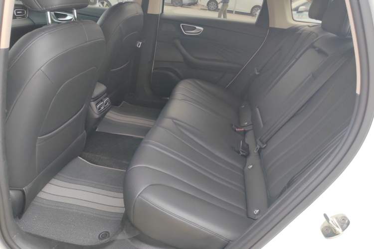Used Roewe D7 2025 DMH 125km World Champion Edition Left Rear Seat