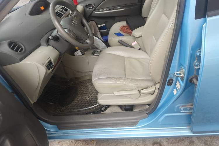 Used Toyota Vios 2010 1.6L GL-i AT Left Front Seat