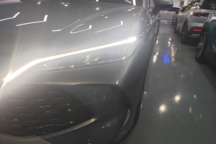 Used BYD Song L DM-i 2025 Intelligent Driving Version 160 km Beyond-Range Type