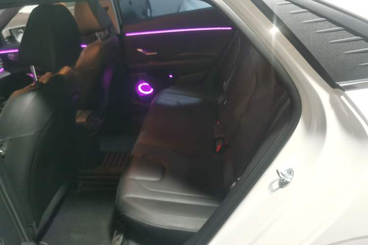 Used Hyundai Elantra 2022 1.5L CVT LUX Prestige Edition Left Rear Seat