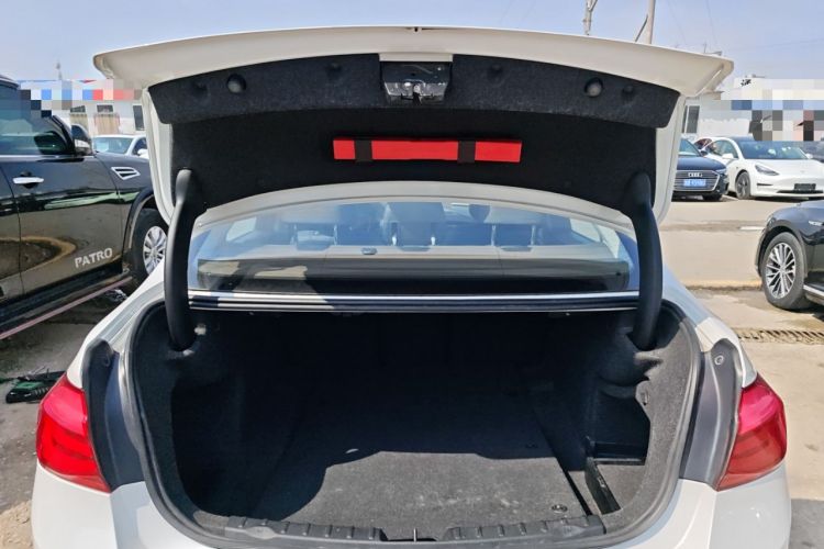 Used BMW 3 Series 2017 318i Fashion Model
