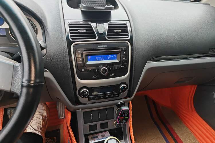 Used Geely Auto Classic Emgrand 2012 Sedan 1.8L Manual Comfort Model
