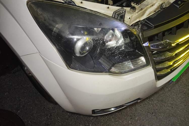 Used Haval H5 Classic 2015 2.0T Diesel Manual Two-Wheel Drive Entry-Level Version