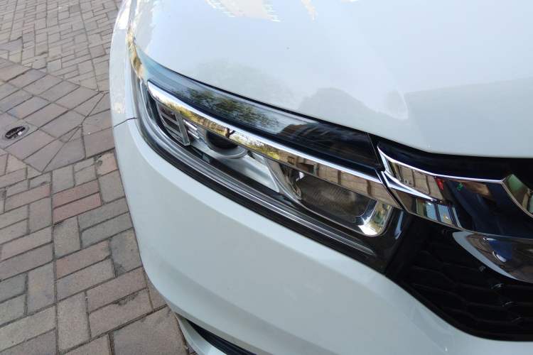 Used Honda Avancier 2019 240TURBO Two-Wheel Drive Elite Edition Right Front Headlight