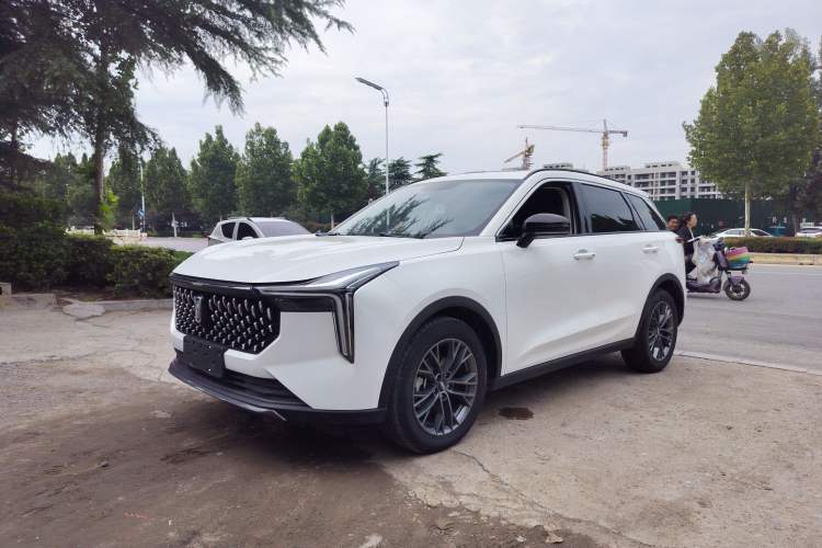 Used Bestune T55 2023 1.5T Automatic Leap Model