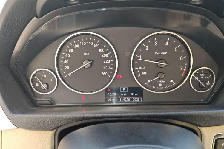 Used BMW 3 Series 2013 320i Sport Edition Instrument Cluster