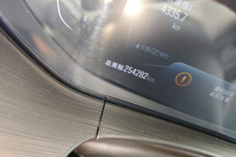 Used Buick Velite 6 2022 Connected & Shared PLUS Odometer Close Up