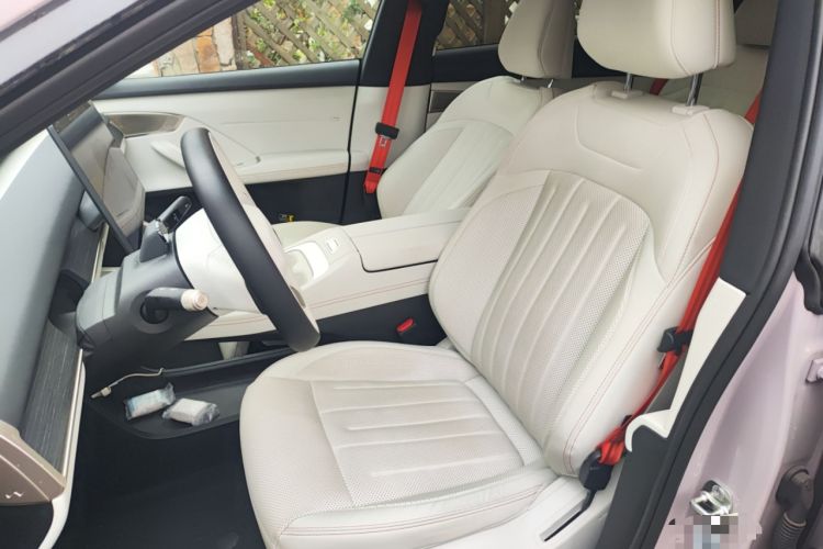 Used ONVO L60 2024 60 kWh Rear-Drive Version Left Front Seat