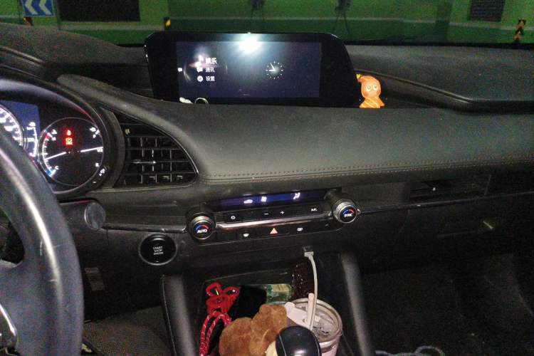 Used Mazda 3 Axela 2020 2.0L Automatic Zhiya Edition
