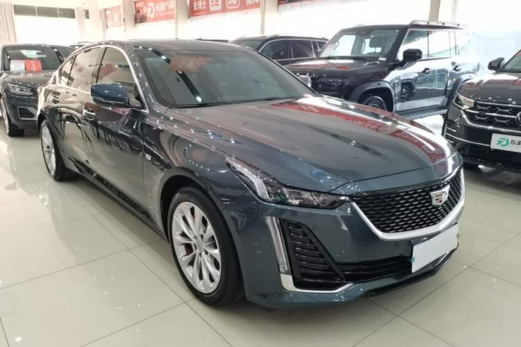 Used Cadillac CT5 2021 Revised 28T Luxury Version Front Right 45 Deg