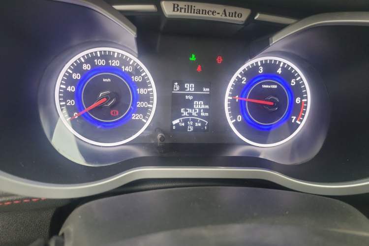 Used Brilliance V3 2016 1.5L Manual Smart Version
