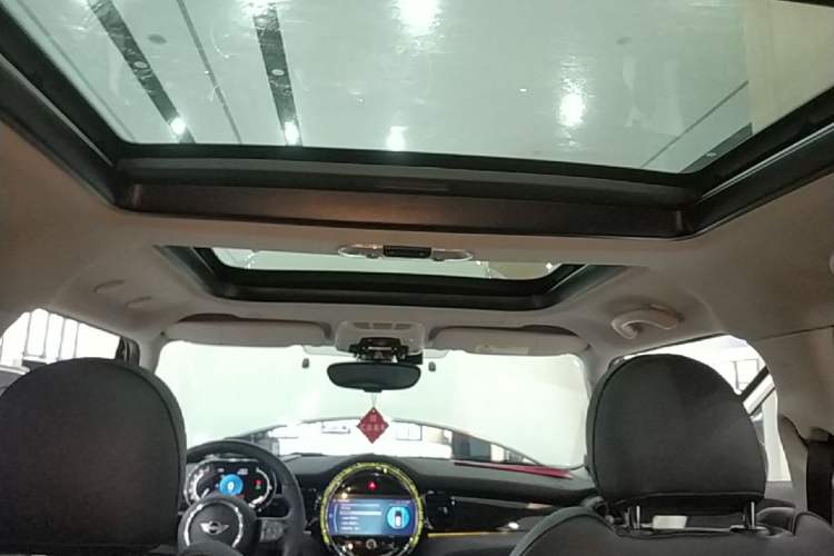 Used MINI 2023 1.5T COOPER Artist Five-Door Edition