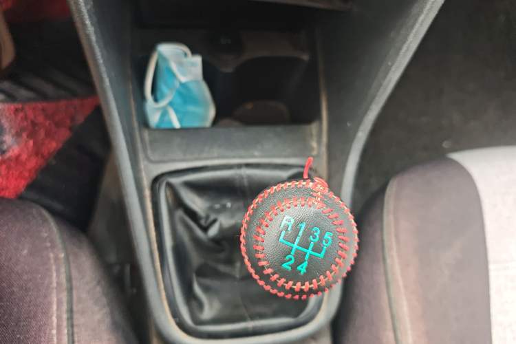 Used Volkswagen Santana 2015 1.4L Manual Fashion Edition