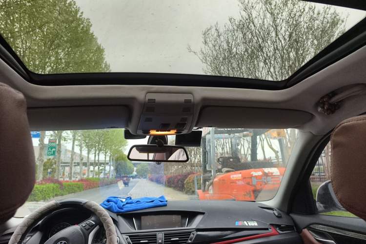 Used BMW X1 2015 sDrive18i Fashion Upgrade Edition